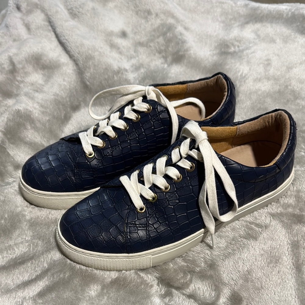 Jack Rogers Navy Croc-Embossed Sneakers